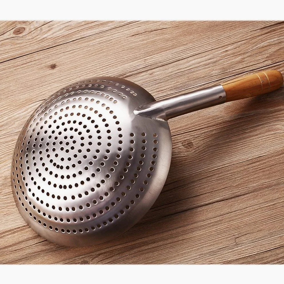 cuchara agujereada Cocina alambre de acero inoxidable colador de acero inoxidable mango de madera tamiz del grado comercial colador grande for la familia hotel Restaurantes (10.2" ) colador ( Size : L