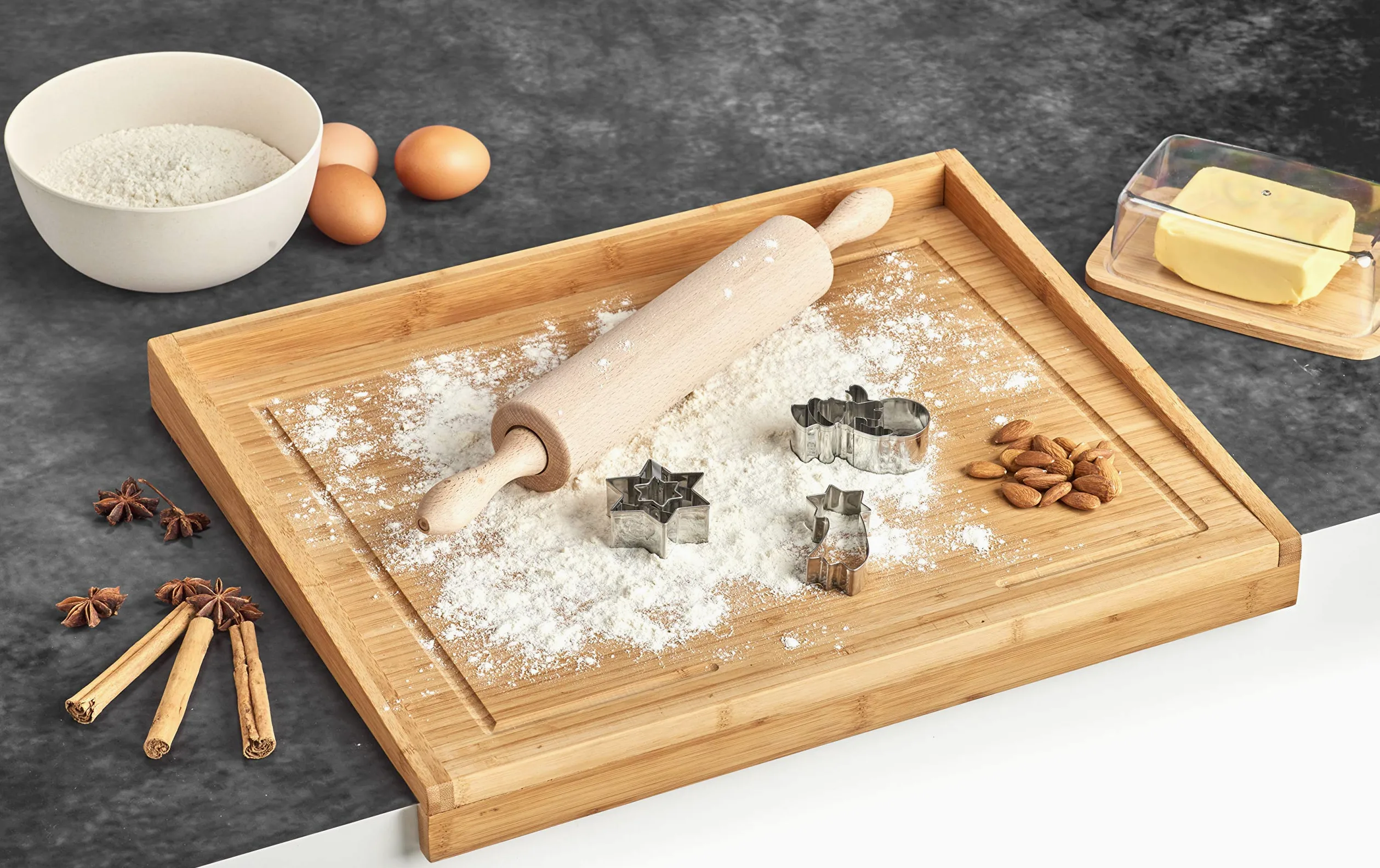 Zeller 25320 - Tabla de Cortar con surco y Bordes, 50 x 40 x 4.5 centímetros, Madera de bambú
