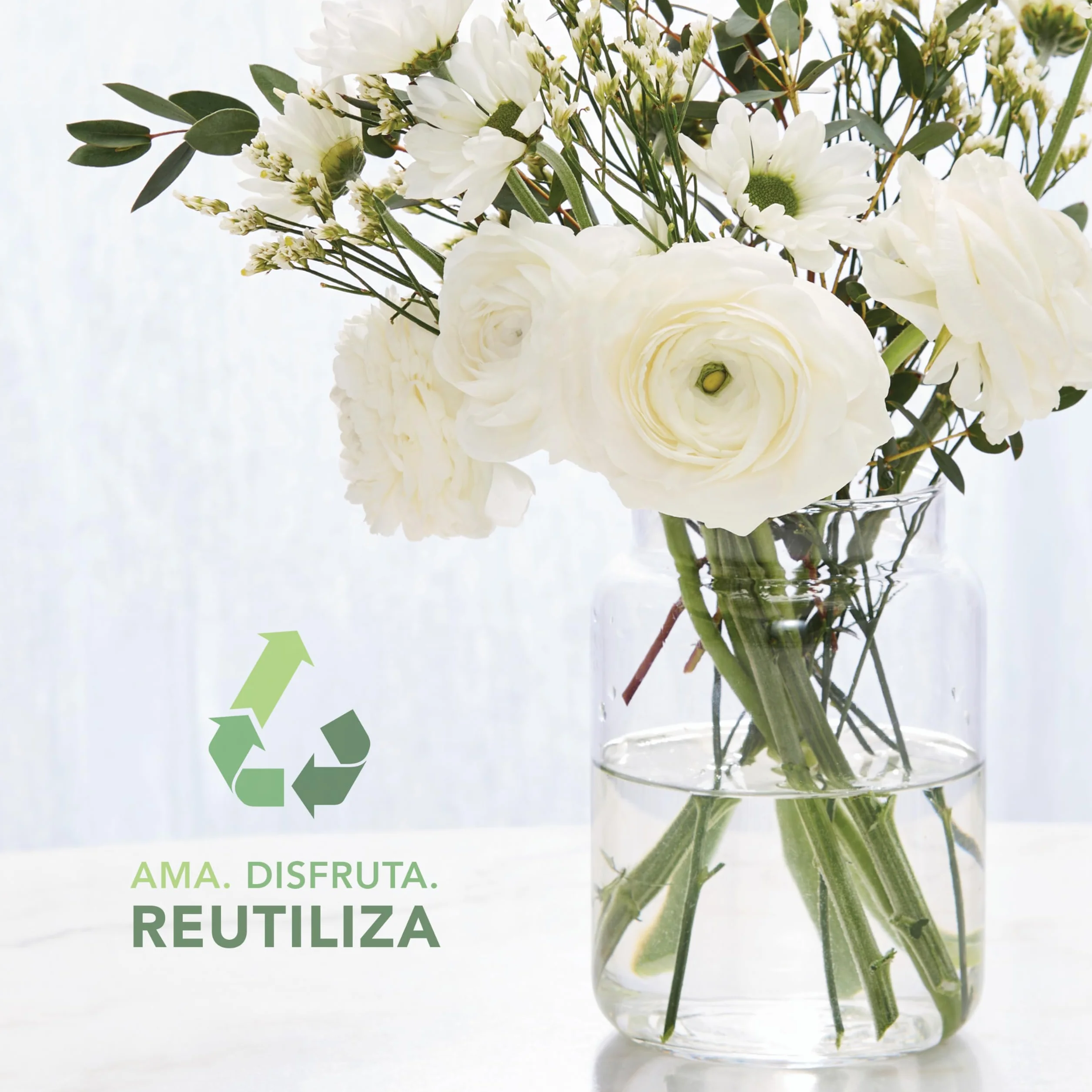 Yankee Candle Vela perfumada | Tarro grande Lilac Blossoms | Velas de larga duración: hasta 150 horas | Regalos perfectos para mujeres