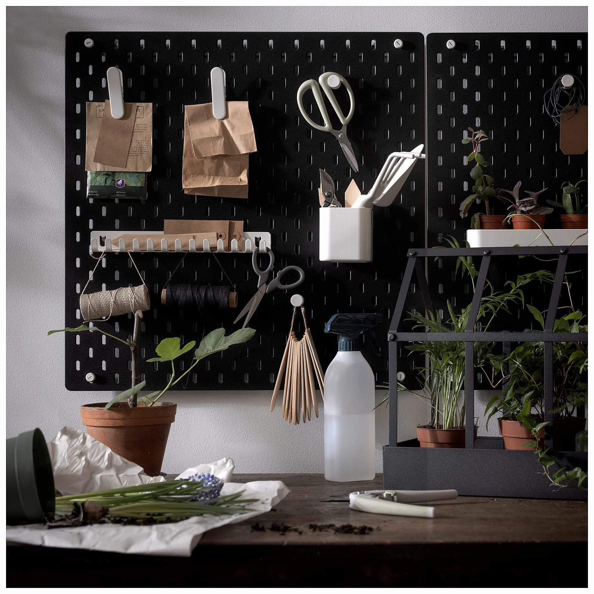 Tablero de clavijas IKEA SKÅDIS, 56 x 56 cm, negro