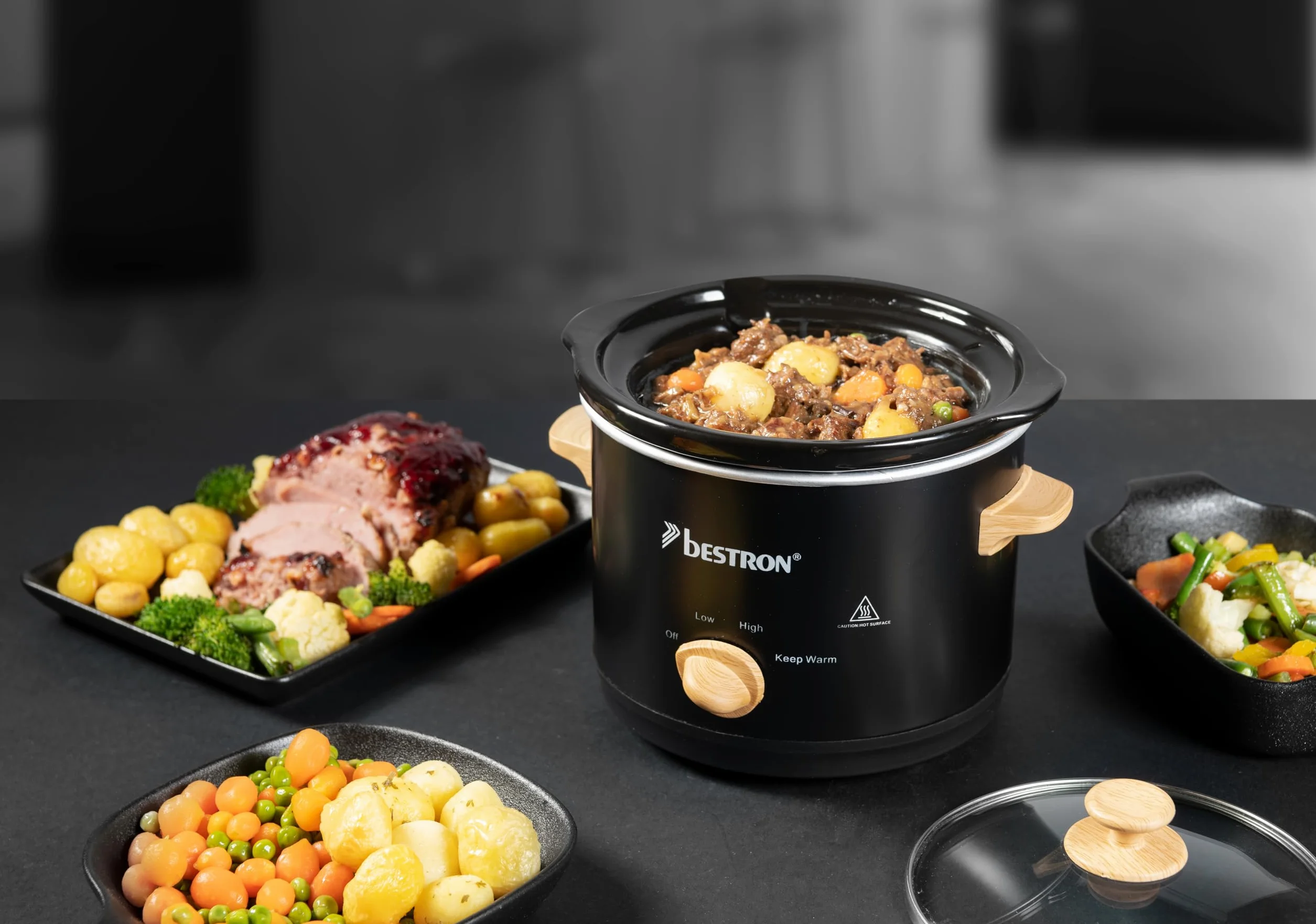 Bestron Slowcooker 1.5 L Olla de Cocción Lenta con Cacerola de Cerámica y Tapa de Vidrio, Termostato 3 Niveles, Negro/Madera