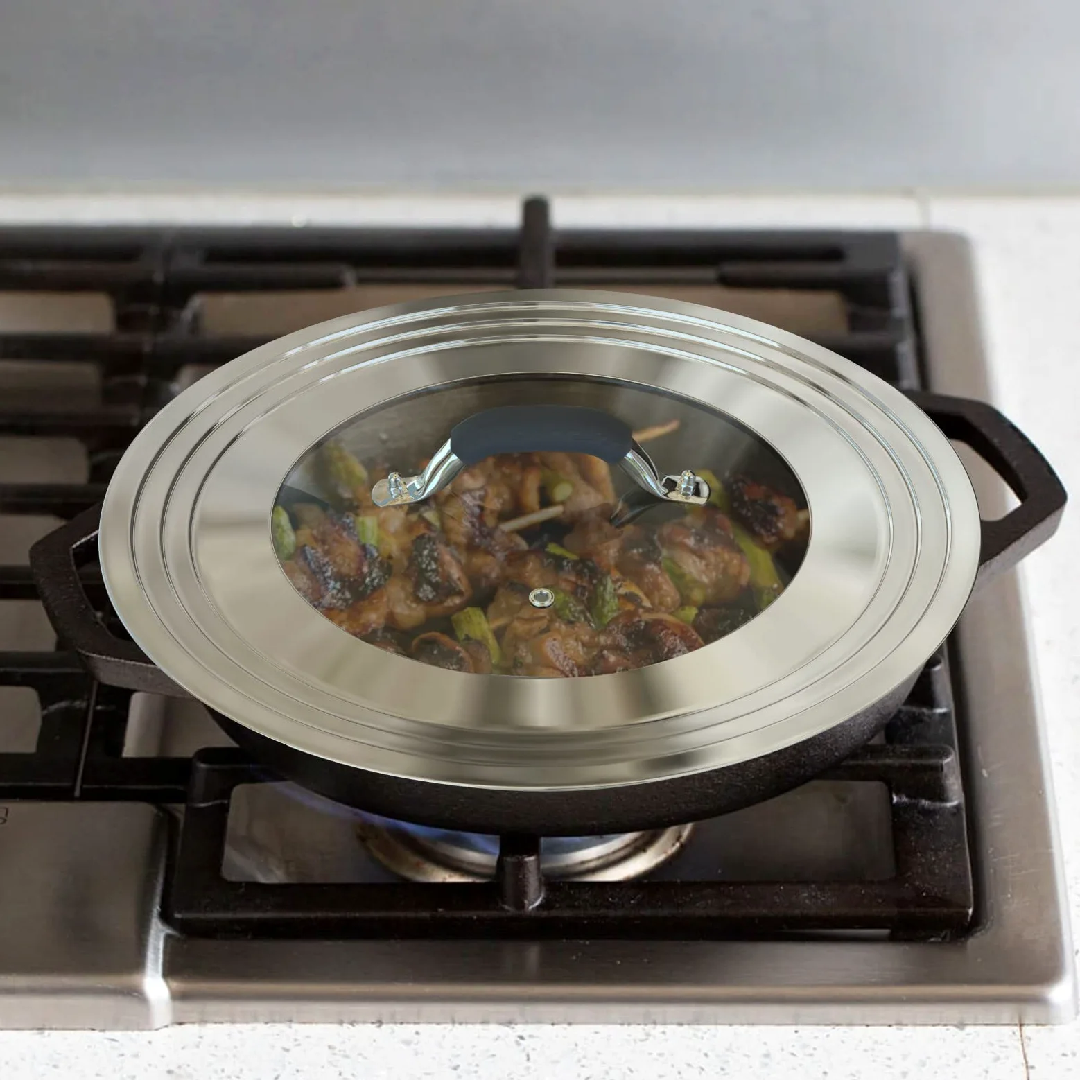 Tapa Universal Para 21 – 31 cm Sartenes, Ollas, Cacerolas y Woks, Tapa de Cristal con Borde de Acero Inoxidable, Cubierta Universal de Ollas con Mango de Silicona Resistente al Calor, Negra