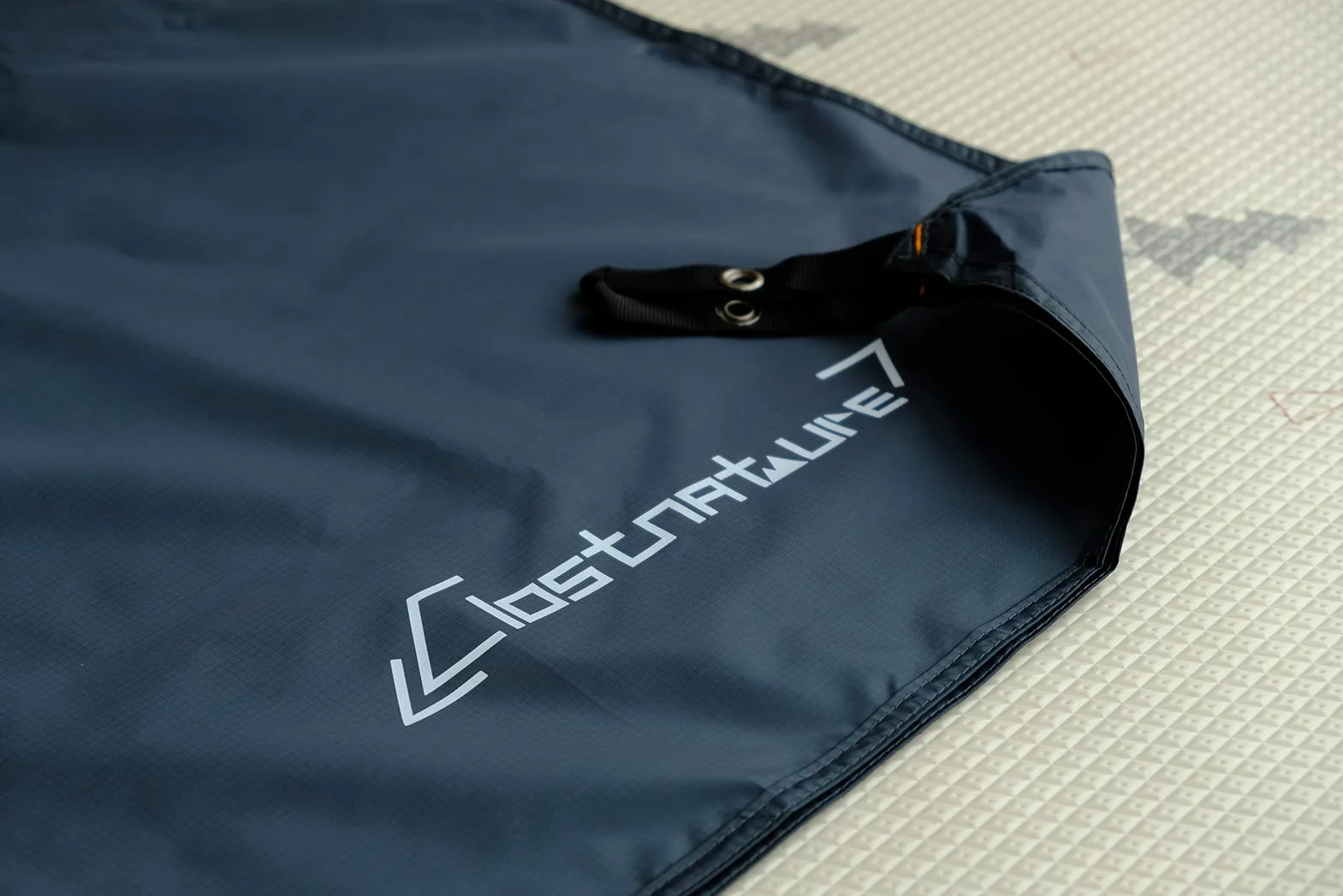 Clostnature Lona para Tienda de Campaña Impermeable 1-6 Personas Ultraligera Playa Senderismo