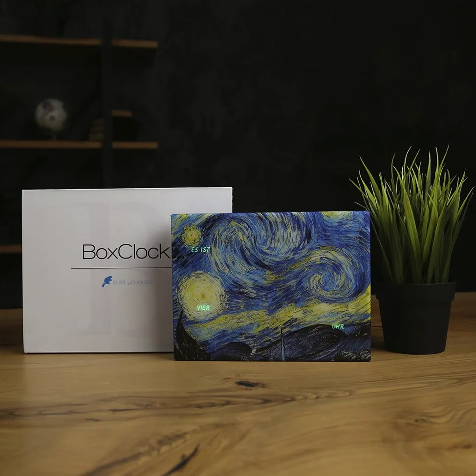 Elegante reloj de mesa digital BoxClock, moderno reloj de escritorio LED con WiFi y soporte ajustable - Reloj de acero inoxidable cepillado para oficina o hogar