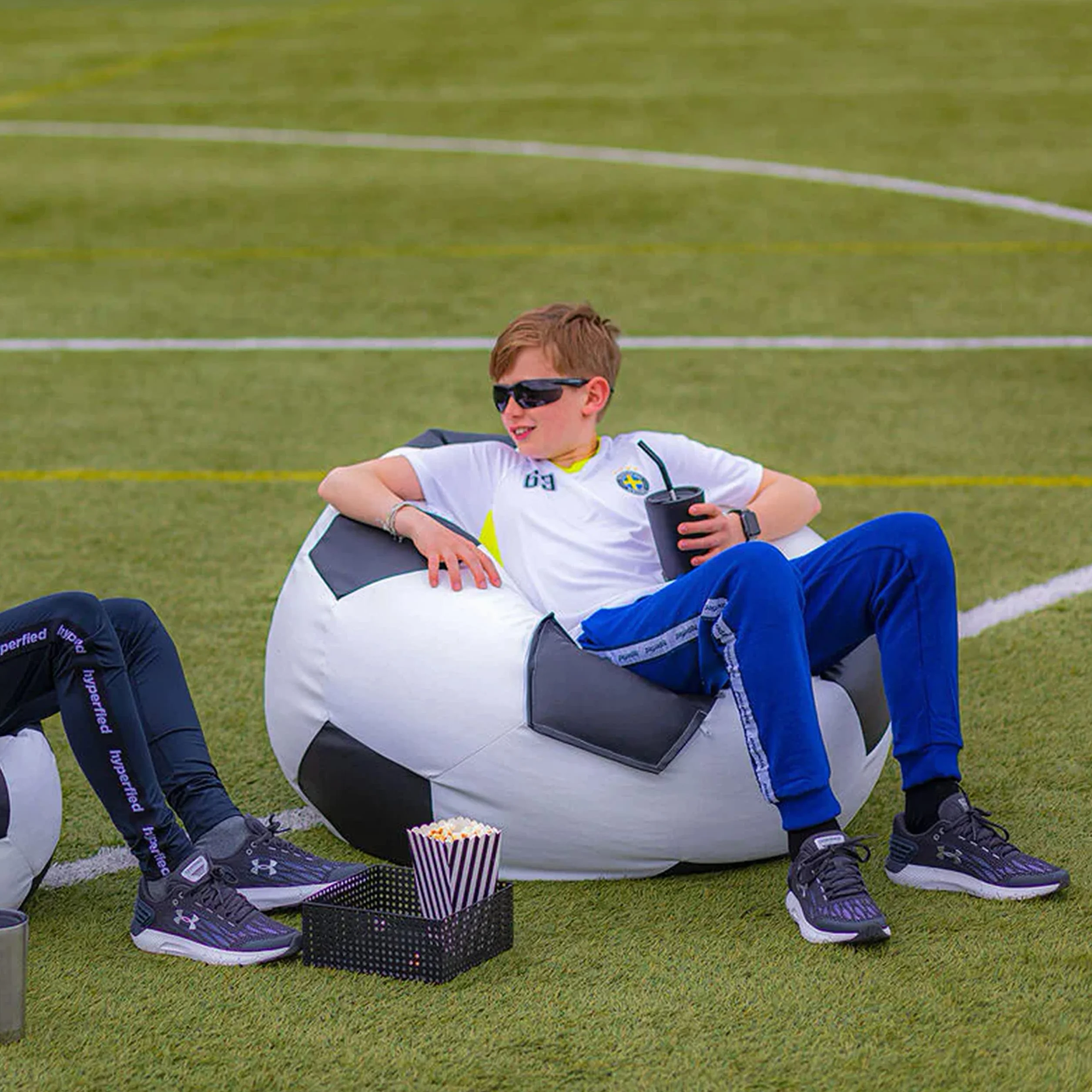 Ecopuf Beanbag Ball - Bean Bag Ball - Beanbags para Juegos de Bolsa - Accesorios para Fútbol Sala de Niños - Eco-Cuero - 90x55cm, Negro E14