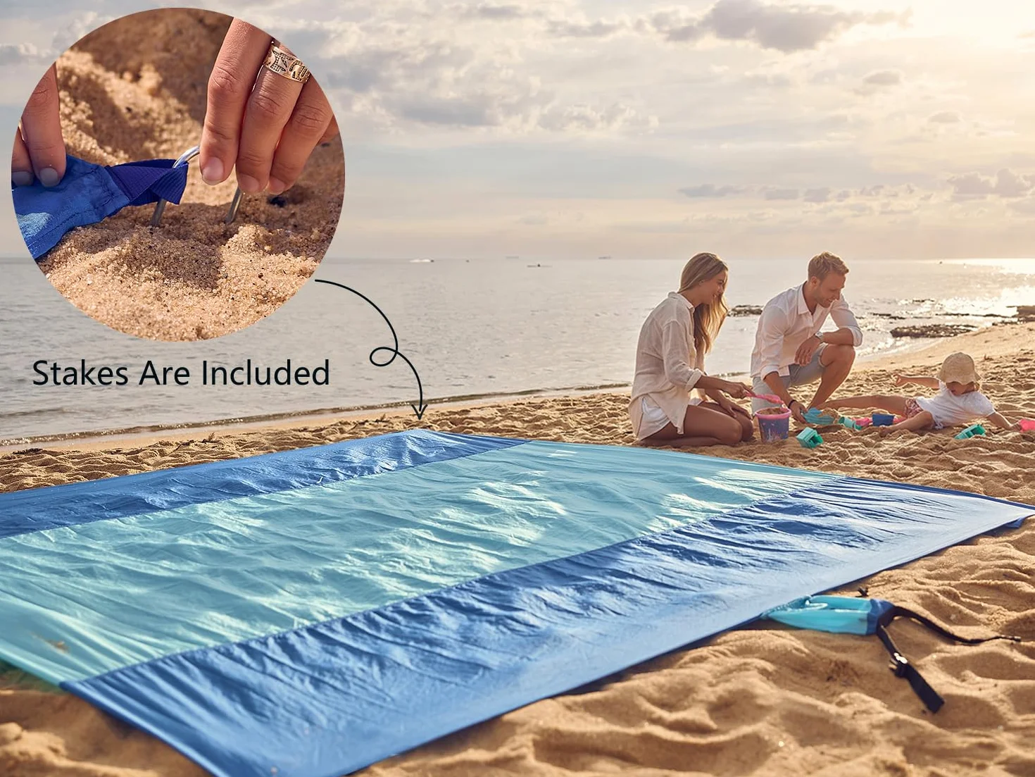 WEKAPO Manta de Playa a Prueba de Arena, Alfombra de Playa Grande y Compacta, Secado Rápido, Ligera y Duradera, con 6 Estacas y 4 Bolsillos, Estándar (1-3 Personas)