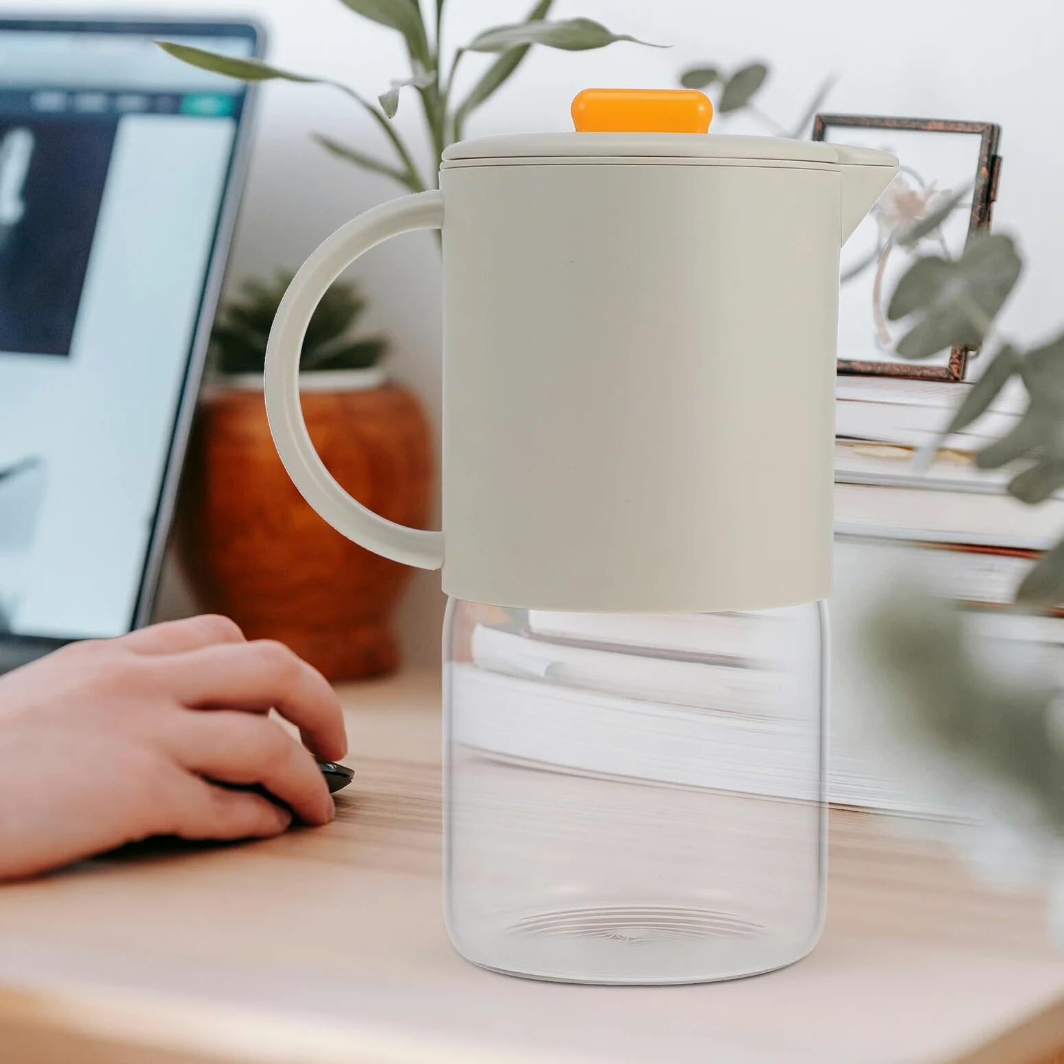 Jarra de Agua Grande con Tapa Automática Capacidad Amplia para Jugos y Bebidas Frías Resistente y Fácil de Limpiar para Hogar y Fiestas