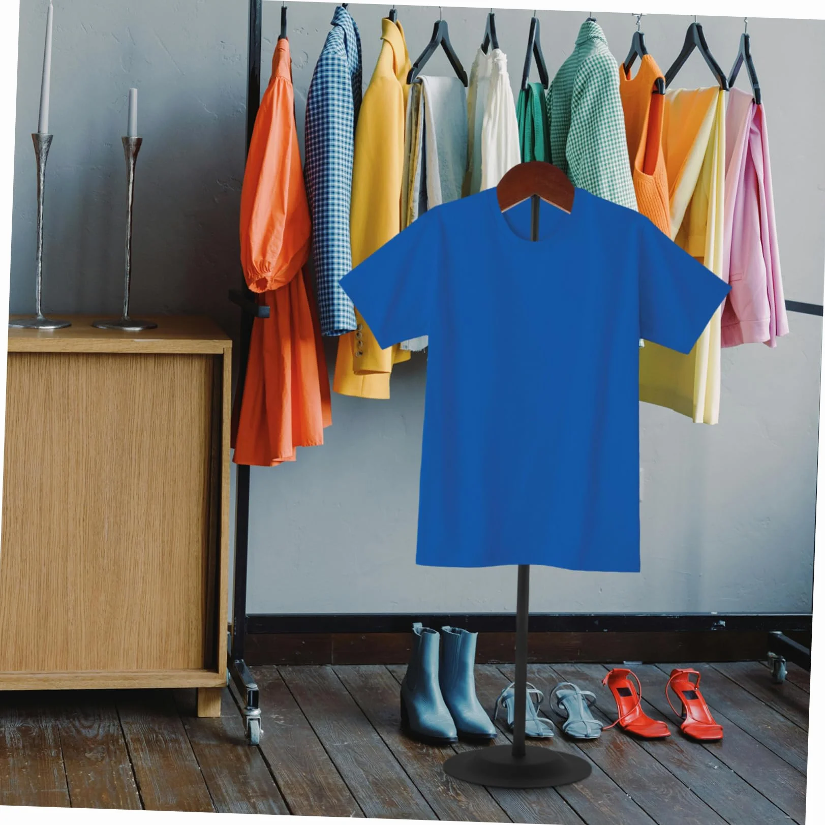Expositor de Ropa Ajustable para Adultos con Base Resistente