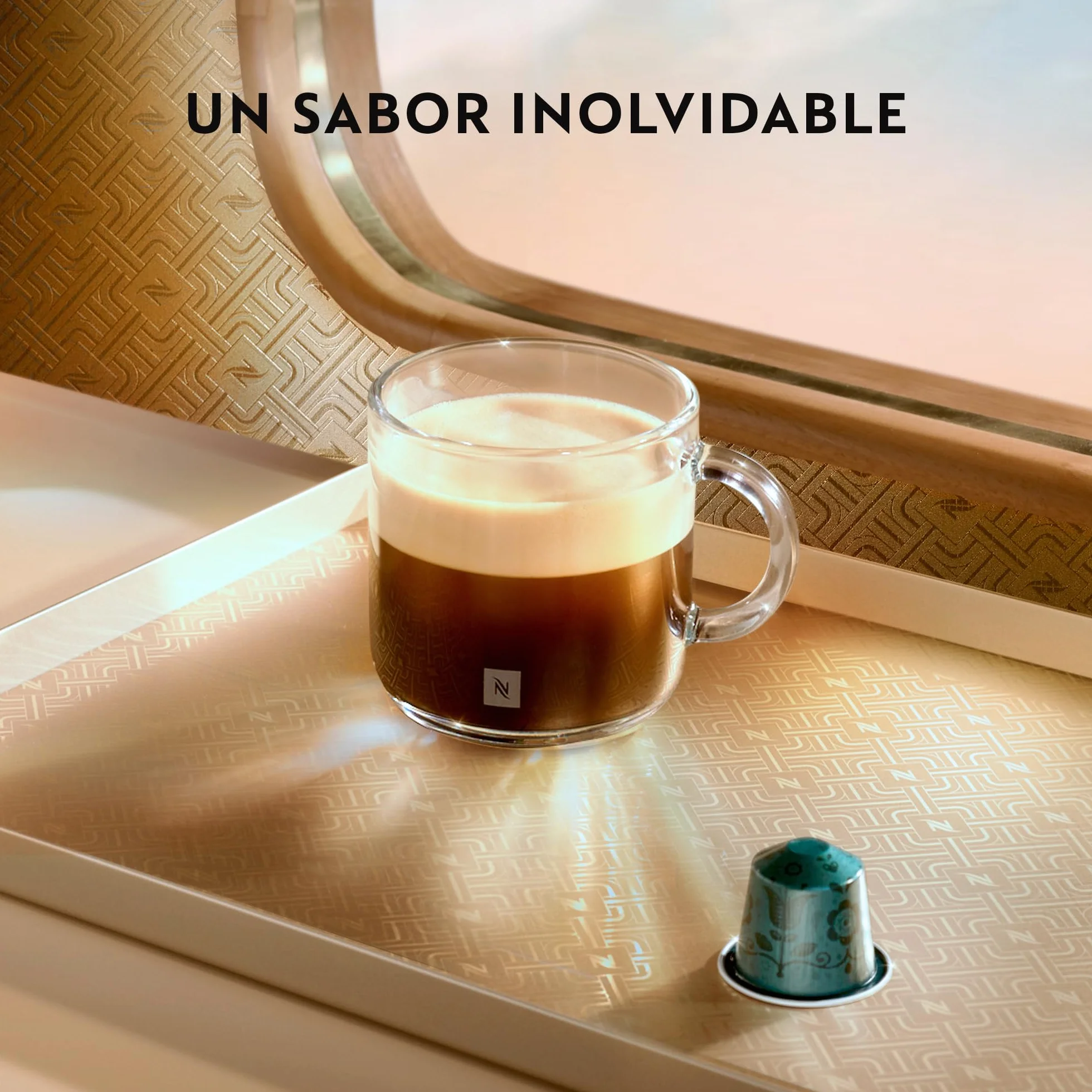 Nespresso Krups Essenza Mini XN1101PR5 - Cafetera Monodosis de Cápsulas Nespresso, Compacta, 19 Bares, Apagado Automático, Color Blanco