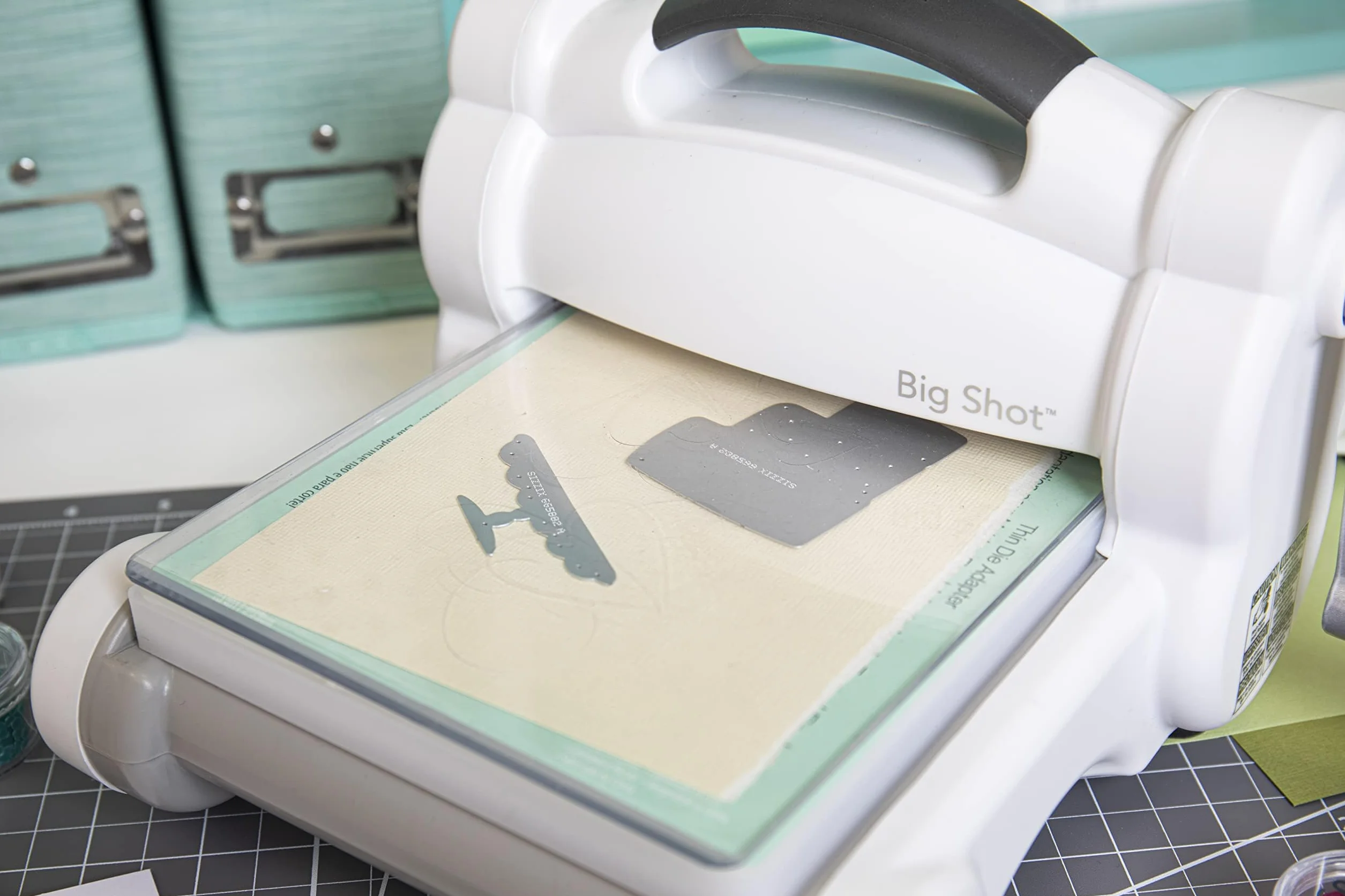 Sizzix 660200-Máquina de Troquelado Manual para Manualidades, álbumes de Recortes y Tarjetas, Apertura de 15,24 cm, Papel, Blanco, Única
