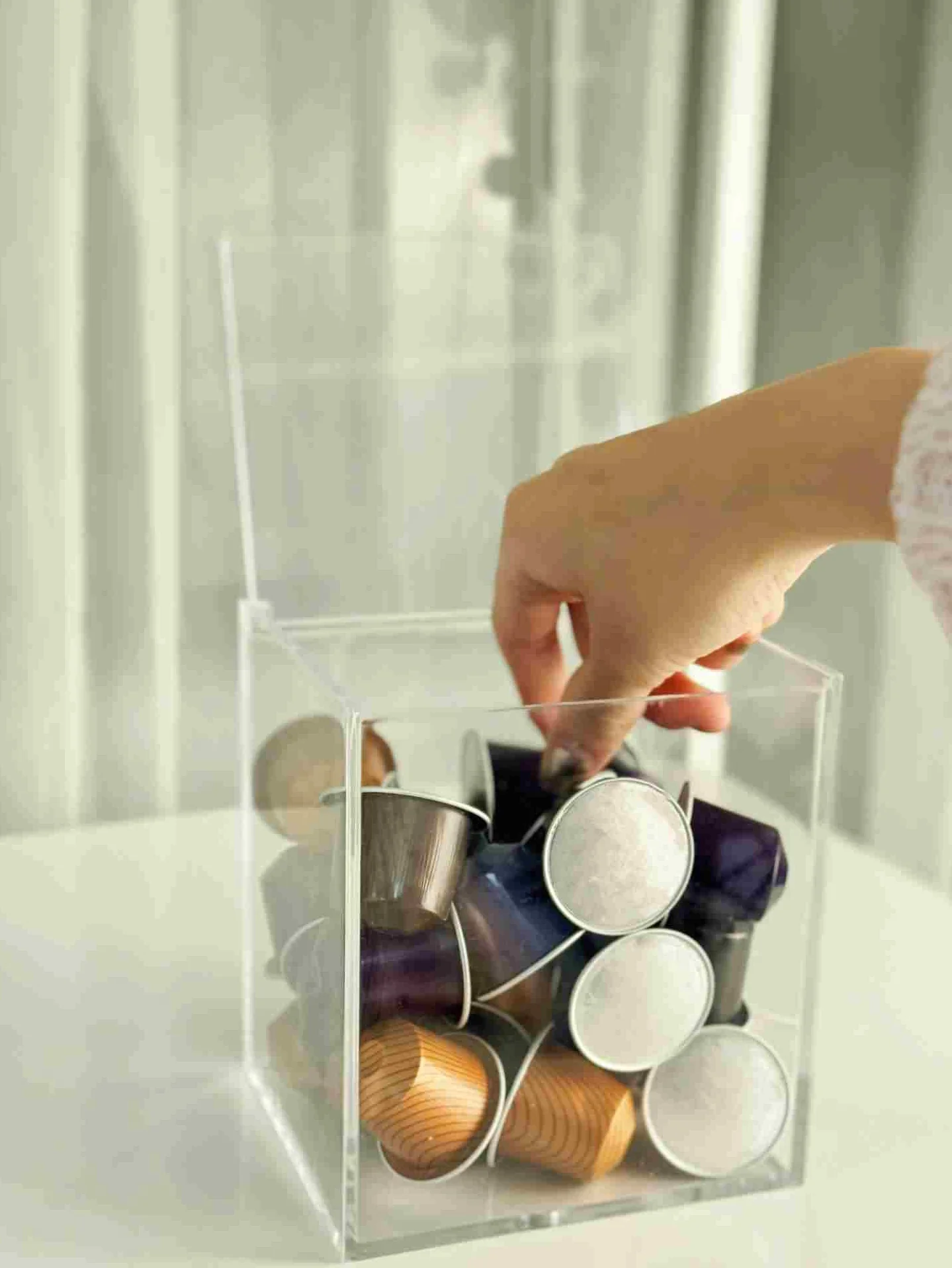 Dcasa - Portacapsulas metacrilato para capsulas nespresso o dolcegusto, Capacidad para 13 cápsulas Dolce Gusto o 40 cápsulas Nespresso