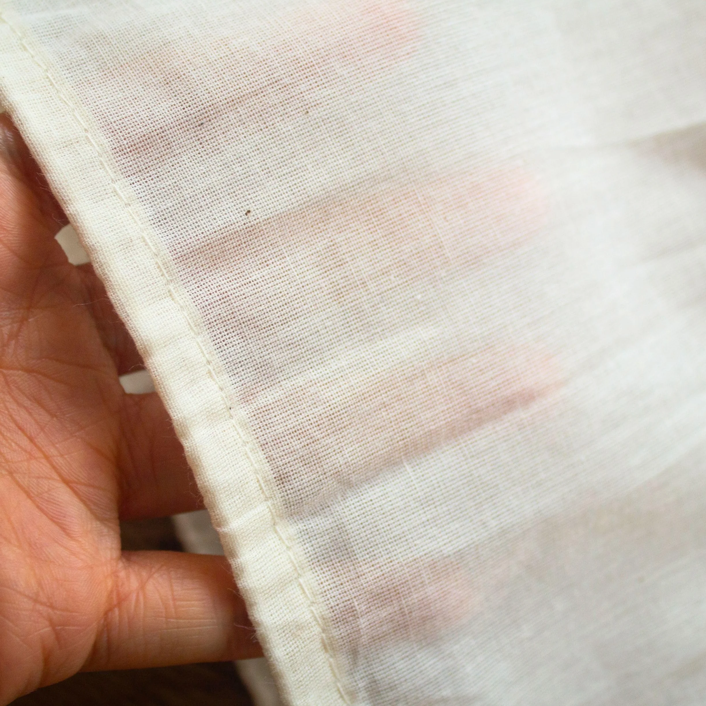 volila Cheese Cloth, Colador Tela - 1 Paquete (55 x 40cm) Colador de Tela de Algodón Sin Blanquear con Cordón - Bolsas de Malla Fina Lavables para Colar Jugo, Leche, Vino y Yogur