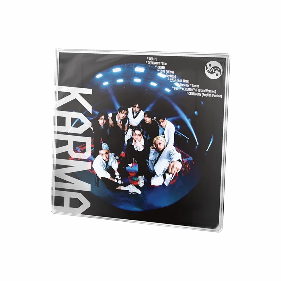 STRAY KIDS KARMA Limited VER. 4º álbum + regalo de preventa y 3 tarjetas fotográficas