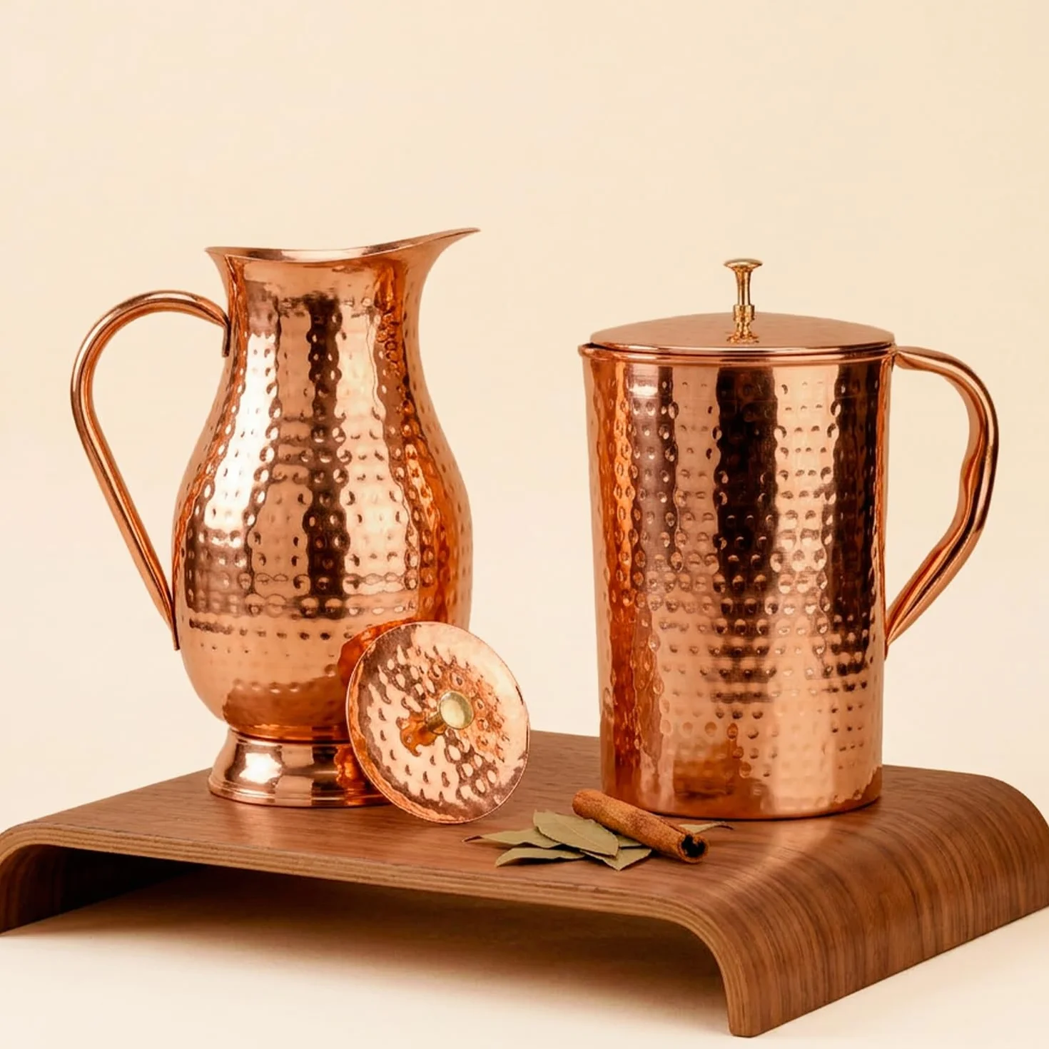 Jarra de cobre puro con tapa, jarra grande de agua de cobre para el hogar, hoteles y restaurantes (Hammered 1600 ml)