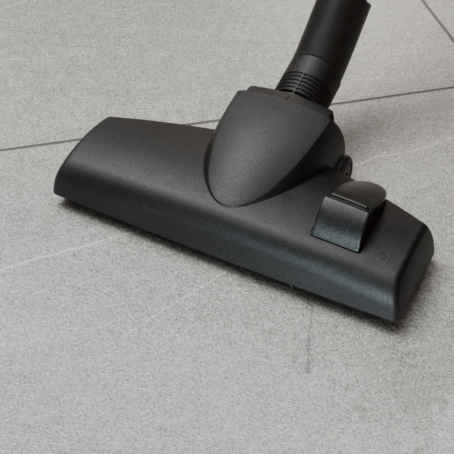 Wessel-Werk Alemania Cepillo aspiradora Universal Boquilla aspiradora 35/32mm para Suelos Duros alfombras eficiencia energética silencioso Compatible con Rowenta Bosch Kärcher Cecotec Eureka Nilfisk