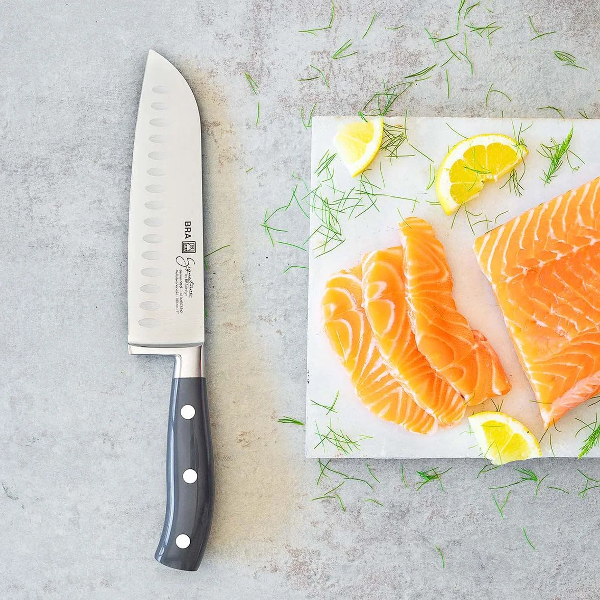 BRA Signature | Cuchillo santoku 130 mm, Acero Inoxidable alemán forjado con Molibdeno Vanadio, Mango Remachado ABS, Diseño Ergonómico, Hoja 1,6 mm espesor