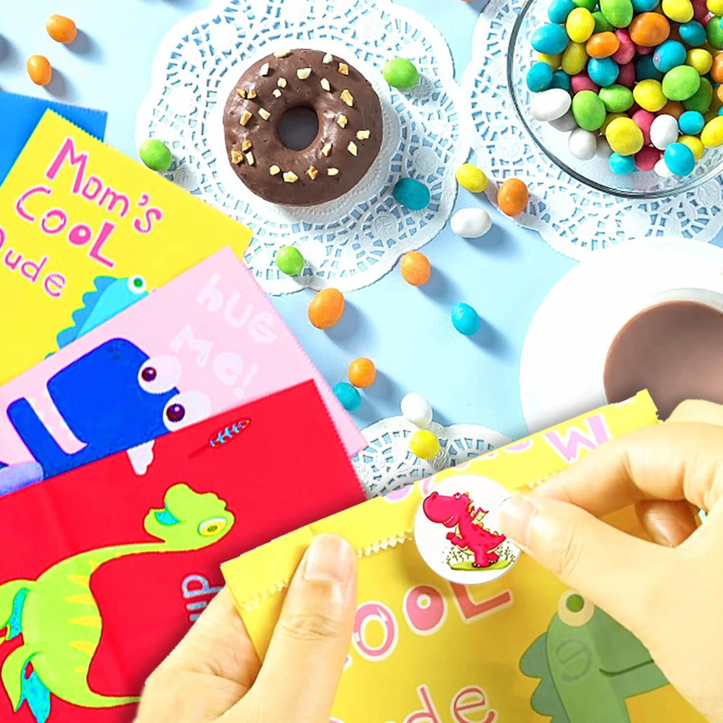 OPPLESIN Bolsas Chuches Cumpleaños Infantil,40 PCS Bolsas para Chuches de Dinosaurios con 48 Pegatinas para Regalos, Fiestas Infantiles, Bolsas Cumpleaños Infantil (13 * 8 * 24cm)