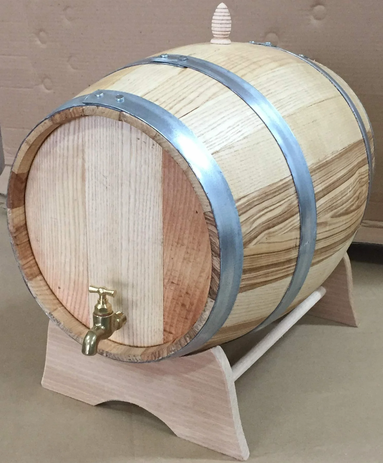 Barril de Castaño de 15 litros con grifo de latón