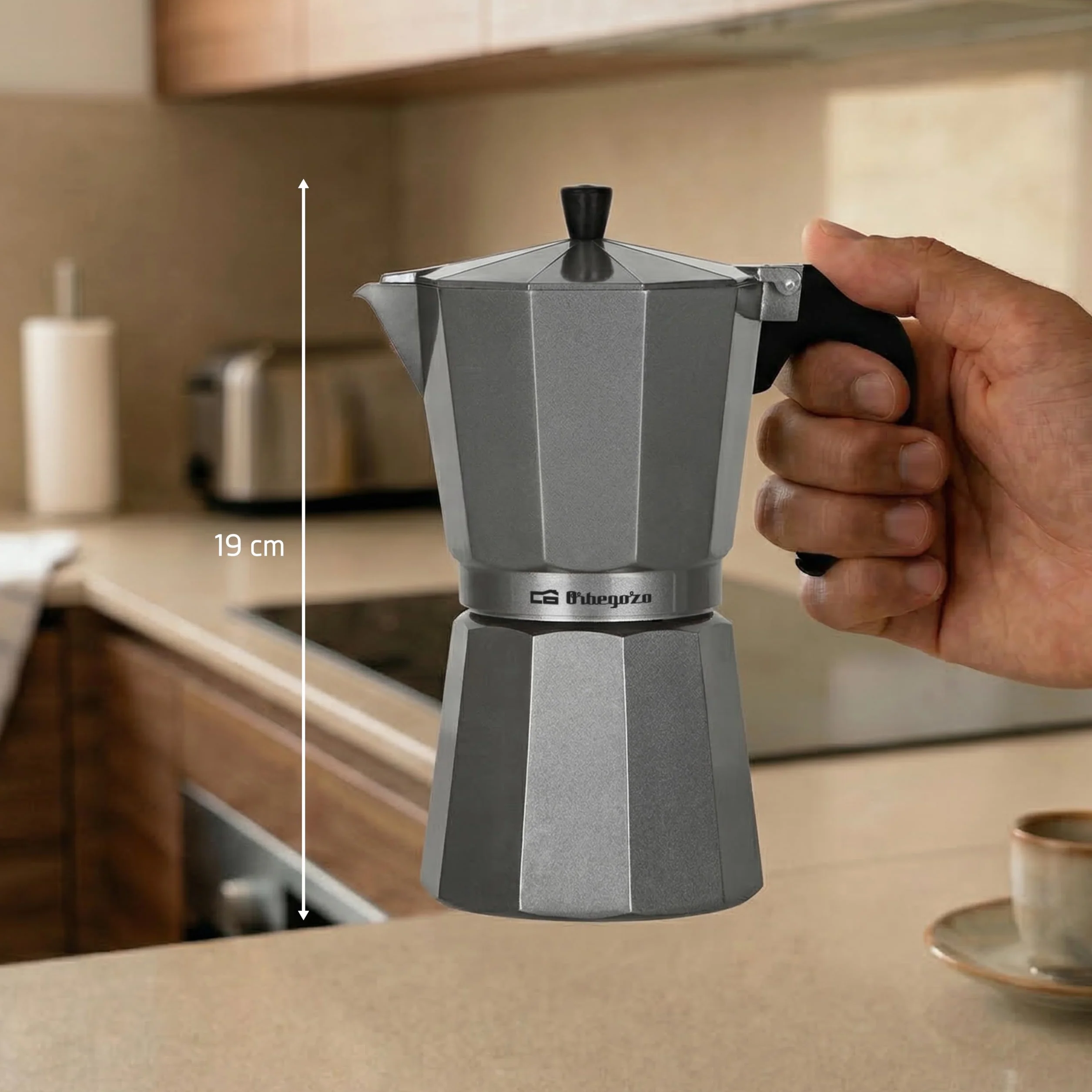 Orbegozo KFS 620, Cafetera italiana, 6 tazas de capacidad, mango ergonómico, apta para cocinas de gas, eléctricas y de vitrocerámica, aluminio, válvula seguridad