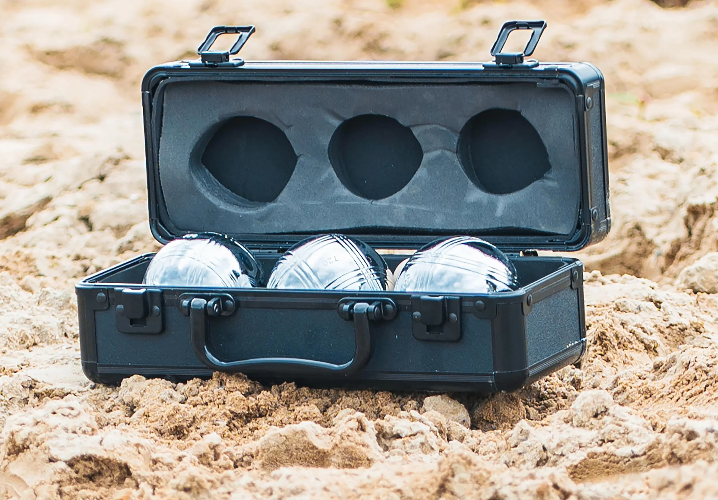 Engelhart Set de Petanca con Maletín de Aluminio, 3 Bolas de Metal 74 mm 720 g, Juego de Petanca Exterior